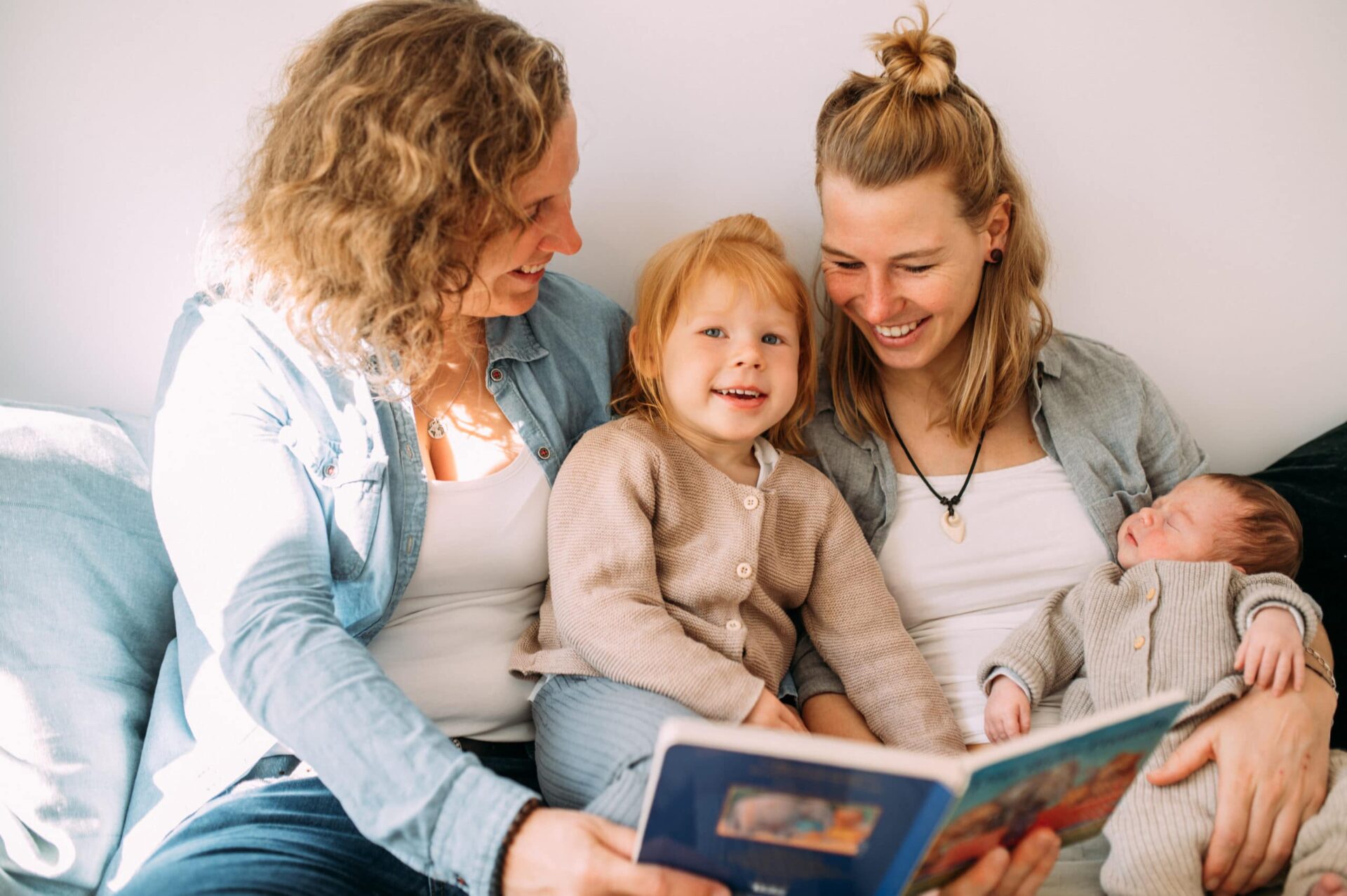 Familienfotografin in Stuttgart, Wochenbettshooting